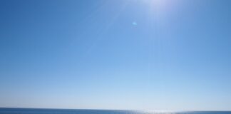 Jak wyprowadzić kabel na zewnątrz?