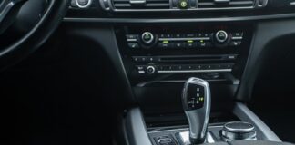 Kiedy sprzedać auto z salonu?