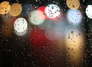 Jak włączyć światła w motocyklu?