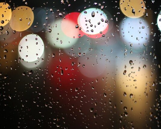 Jak włączyć światła w motocyklu?