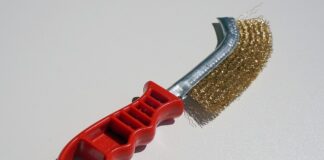 Jak usunąć rdzę z nadkola?