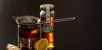 Jakie są objawy uszkodzonego regulatora napięcia?