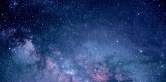 Czy można mieć niebieskie światła w samochodzie?