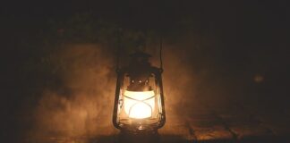 Jak wysoka jest lampa uliczna?