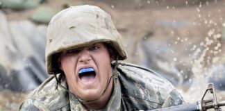 Po jakim czasie od zalania puchną panele?