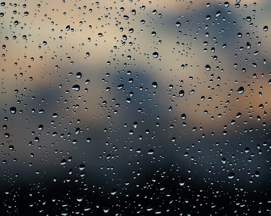 Z czego jest Szyba motocyklowa?