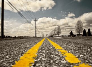 Jak powinna być oznakowana przyczepa? Jak powinna być oznakowana przyczepa?