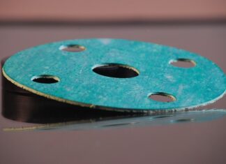 Co lepsze uszczelka czy silikon?