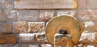 Jaki papier ścierny do szlifowania styropianu?