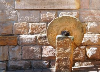 Jaki papier ścierny do szlifowania styropianu?