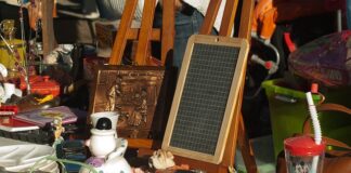 Jaka lampa nad bramę garażowa?