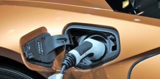 Ile KW z akumulatora 100Ah?