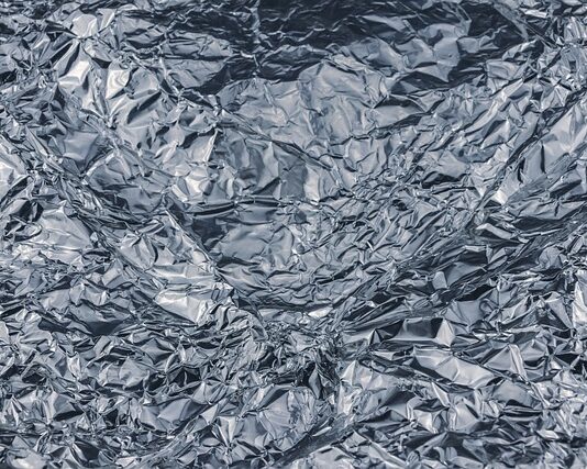 Czy folia w płynie chroni przed grzybem? Czy folia w płynie chroni przed grzybem?