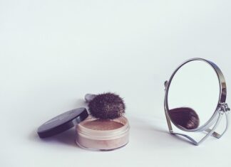 Ile trzeba mieć lusterek w motocyklu?