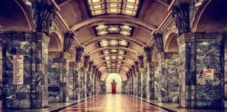 Czy stacja ładowania jest obiektem budowlanym?