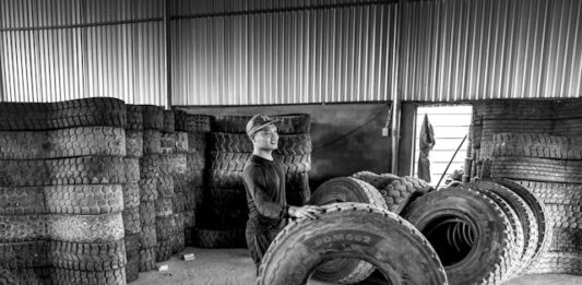 Sezonowa wymiana opon – jak przygotować auto i kiedy zgłosić się do serwisu? opony